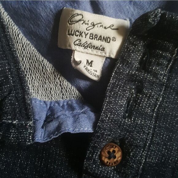 Lucky brand long sleeve shirt Size Medium - Picture 3 of 4